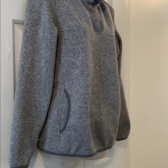 Women’s LL Bean Gray Sweater Fleece Pullover Small - Picture 4 of 7